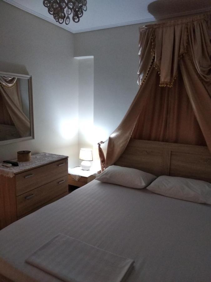 Penthouse Deluxe Apartment At Пирея Екстериор снимка