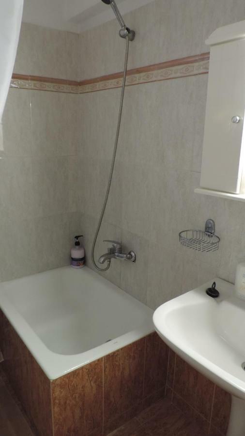 Penthouse Deluxe Apartment At Пирея Екстериор снимка
